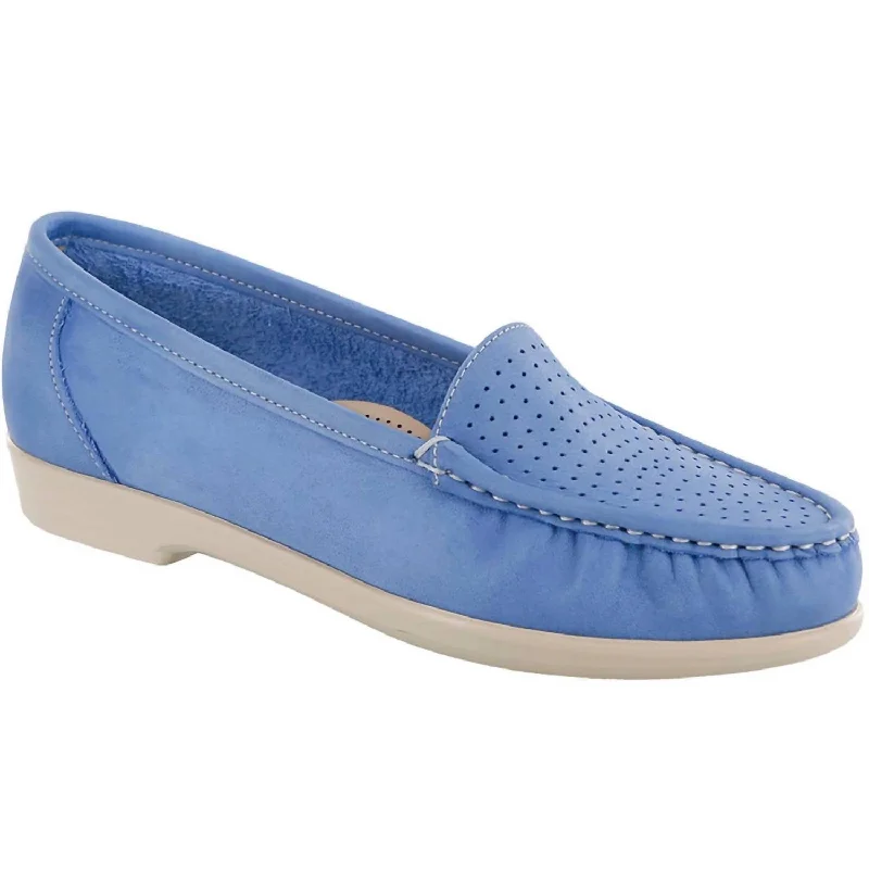 Women's Savvy Loafer - Medium In Denim