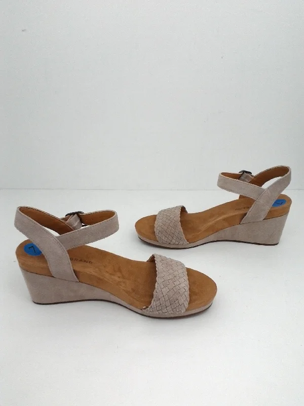 Lucky Brand Women's Natural/Nude Leather Wedge Sandal Size 7