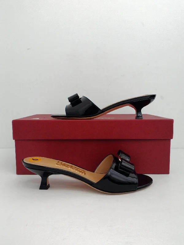 Salvatore Ferragamo Women's Ginostra Mule Black Patent Calf Size 6 B